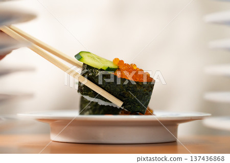 Conveyor belt sushi salmon roe Conveyor belt sushi salmon roe 137436868