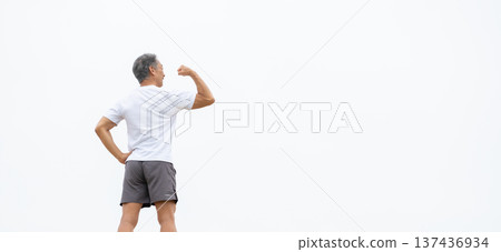 握拳，背影 137436934