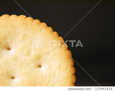 Vanilla Cream Crackers Vanilla Cream Crackers 137441459