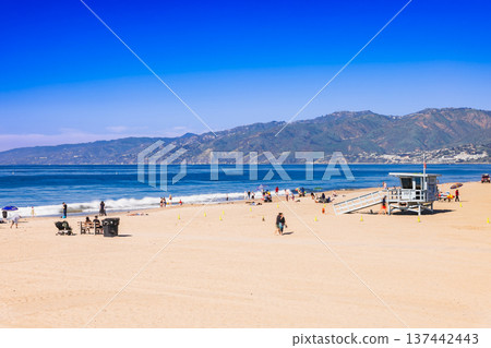 Santa Monica Beach, Los Angeles 137442443