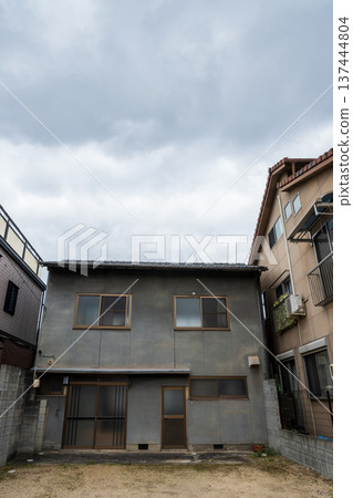 An old and very beautiful building in Kasaoka City, Okayama Prefecture, Japan An old and very beautiful building in Kasaoka City, Okayama Prefecture, Japan 137444804