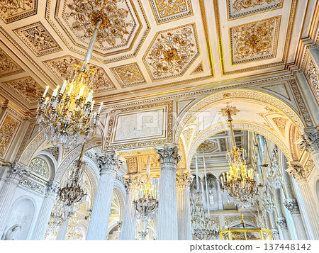 The luxurious interiors of the Pavilion Hall at the Hermitage Museum in St. Petersburg, Russia. The luxurious interiors of the Pavilion Hall at the Hermitage Museum in St. Petersburg, Russia. 137448142