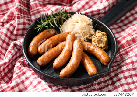 煎鍋香腸 煎鍋香腸 137448207