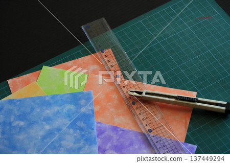 Cutter knife and ruler Paper craft tools 137449294