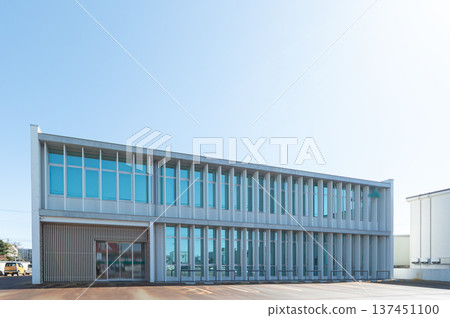 White building of a financial institution and blue sky White building of a financial institution and blue sky 137451100