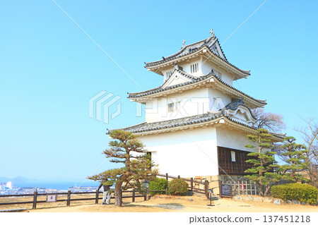 香川縣丸龜市丸龜城風景 137451218