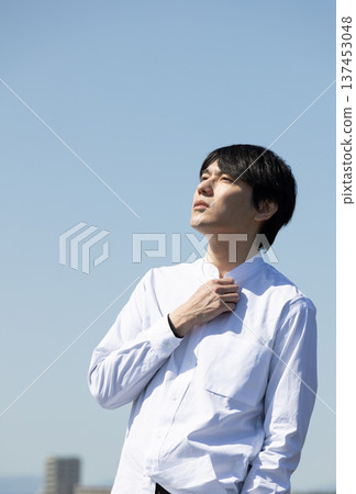 一個人看著遠方 一個人看著遠方 137453048