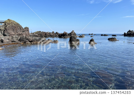The sea of Rishiri Island, Hokkaido 137454283