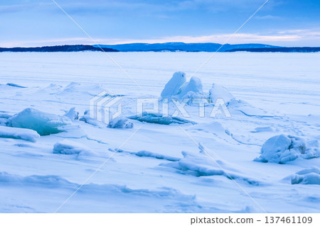 snow covered Kandalaksha Bay in winter dusk 137461109
