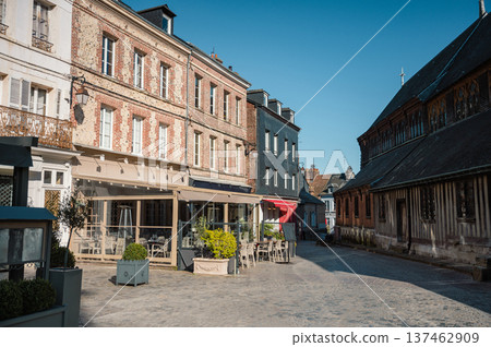 Charming street in Honfleur, Normandy, France Charming street in Honfleur, Normandy, France 137462909