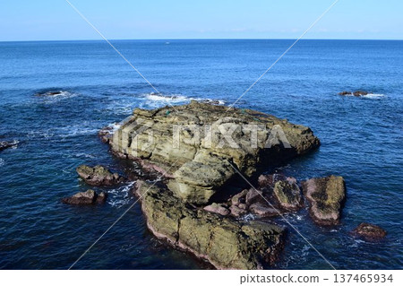 Rocky landscape on the Shonai coast Rocky landscape on the Shonai coast 137465934