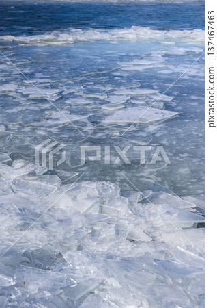 Ice formations on Lake Suwa Ice formations on Lake Suwa 137467463