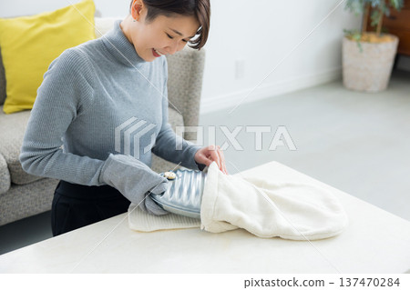 自我注射:皮下注射及副作用 自我注射:皮下注射及副作用 137470284