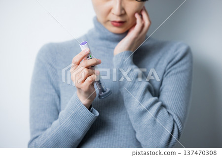 自我注射:皮下注射及副作用 自我注射:皮下注射及副作用 137470308