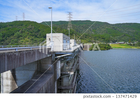 Kagase河大壩 Kagase河大壩 137471429