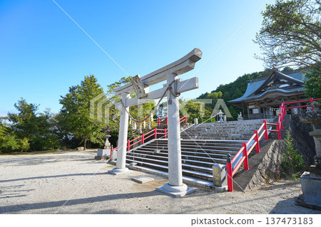 Kamiyama Shrine 137473183