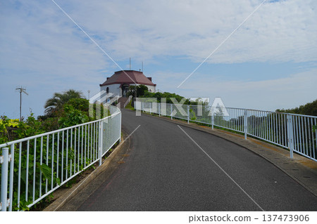 Hill park with a view of the wind Hill park with a view of the wind 137473906
