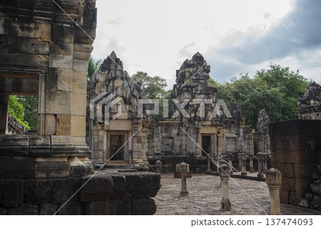 THAILAND SA KAEO PRASAT SADOK KOK THOM THAILAND SA KAEO PRASAT SADOK KOK THOM 137474093