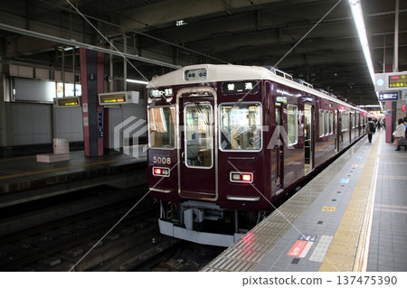 Platform at Hankyu Takarazuka Station 137475390