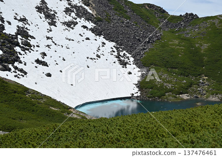 攀登岐阜縣長野縣北阿爾卑斯山脈乘鞍岳 攀登岐阜縣長野縣北阿爾卑斯山脈乘鞍岳 137476461