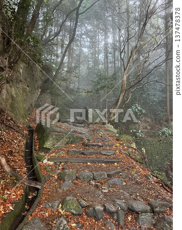 從灶神社到法滿山的健行路線 137478378