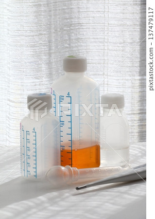 Children's medicine fever image Children's medicine fever image 137479117