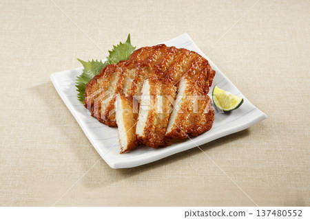 Onion tempura (fish cake) 137480552