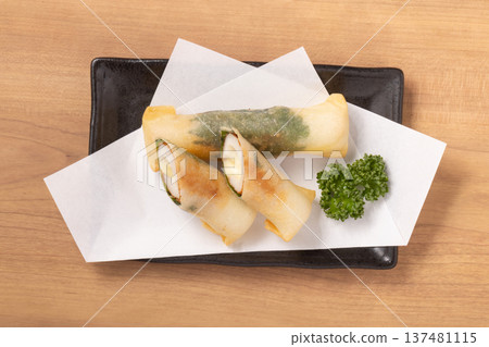 Shiso rolls, chikuwa cheese, spring rolls Shiso rolls, chikuwa cheese, spring rolls 137481115