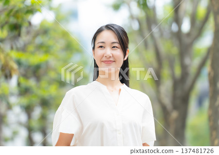 初夏女式休閒裝 137481726