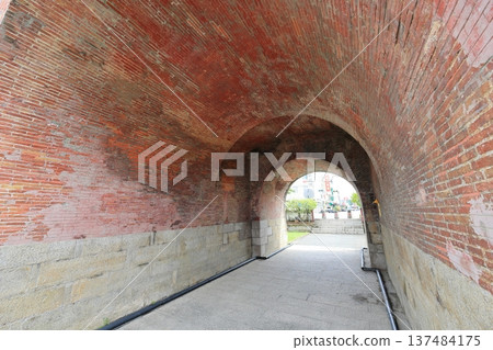 Hengchun County South Gate, a historical site in Pingtung, Taiwan 137484175