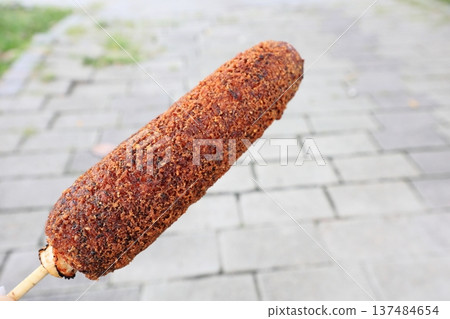 烤玉米炭火美食 137484654