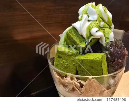 美味的抹茶巧克力芭菲（上圖） 137485498