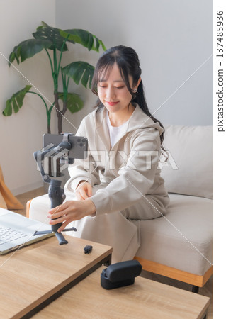 Broadcasting, Liver, Streamer, Video Distribution, Wireless Microphone, Filming Equipment, Gimbal, Microphone, Video Sharing Broadcasting, Liver, Streamer, Video Distribution, Wireless Microphone, Filming Equipment, Gimbal, Microphone, Video Sharing 137485936