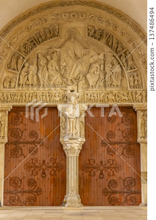 Vezelay Abbey tympanum depicting Christ in Majesty Vezelay Abbey tympanum depicting Christ in Majesty 137486494