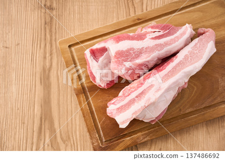 五花肉塊 生五花肉 五花肉塊 生五花肉 137486692