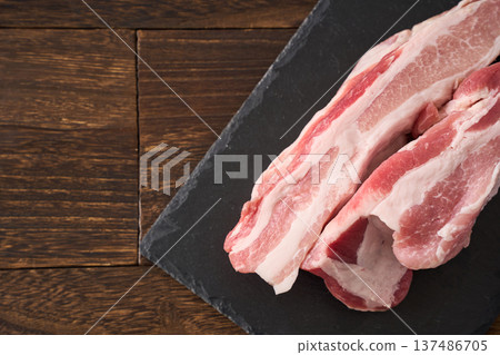 Pork belly block Raw pork belly Pork belly block Raw pork belly 137486705