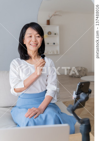 廣播、直播、串流、視訊分發、無線麥克風、拍攝設備、雲端、麥克風、視訊分享分發 廣播、直播、串流、視訊分發、無線麥克風、拍攝設備、雲端、麥克風、視訊分享分發 137488016