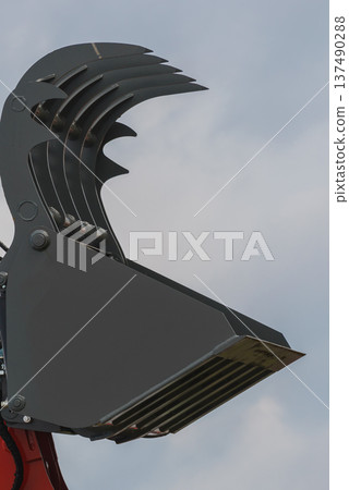 Digger excavator bucket bulldozer shovel grabber Digger excavator bucket bulldozer shovel grabber 137490288