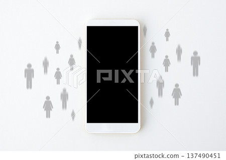 智慧型手機上顯示的人際關係靜態影像 137490451