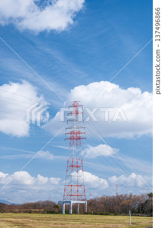 Power line tower standing on the riverbed of Takatsuki City, right bank of the Yodo River, Osaka Prefecture 137496866