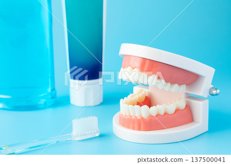 口腔護理圖片 01 口腔護理圖片 01 137500041