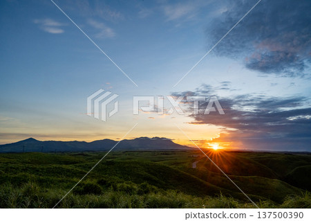 麻生大草原 137500390