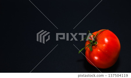 Shiny red tomatoes Shiny red tomatoes 137504119