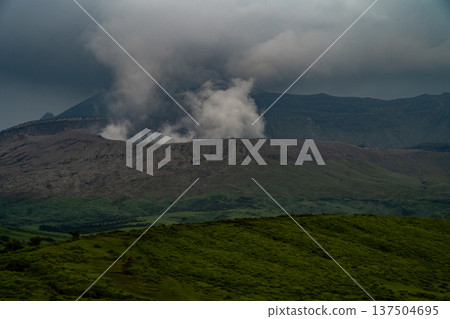 The crater of Mt. Aso that raises the eruption 137504695