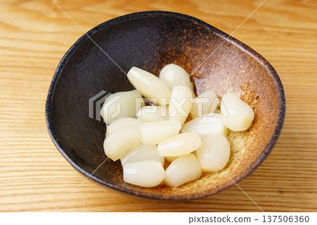 Pickled radish Japanese food 137506360