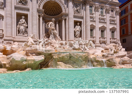 Trevi Fountain sculptures and turquoise water in Rome Italy Trevi Fountain sculptures and turquoise water in Rome Italy 137507991