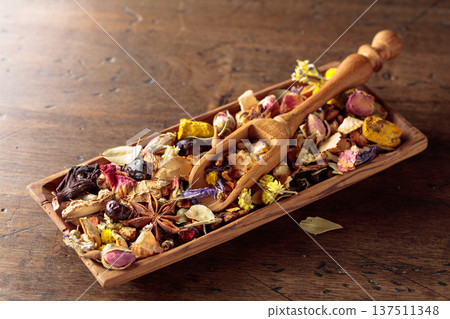 Mixture of dried medicinal herbs, flowers and roots. 137511348