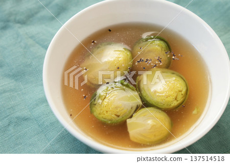 Brussels sprout soup Brussels sprout soup 137514518