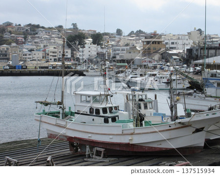 Higashiizu Town, Shizuoka Prefecture! Fishing boats at Inatori Fishing Port Higashiizu Town, Shizuoka Prefecture! Fishing boats at Inatori Fishing Port 137515934