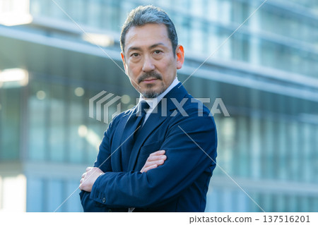 Business man 137516201